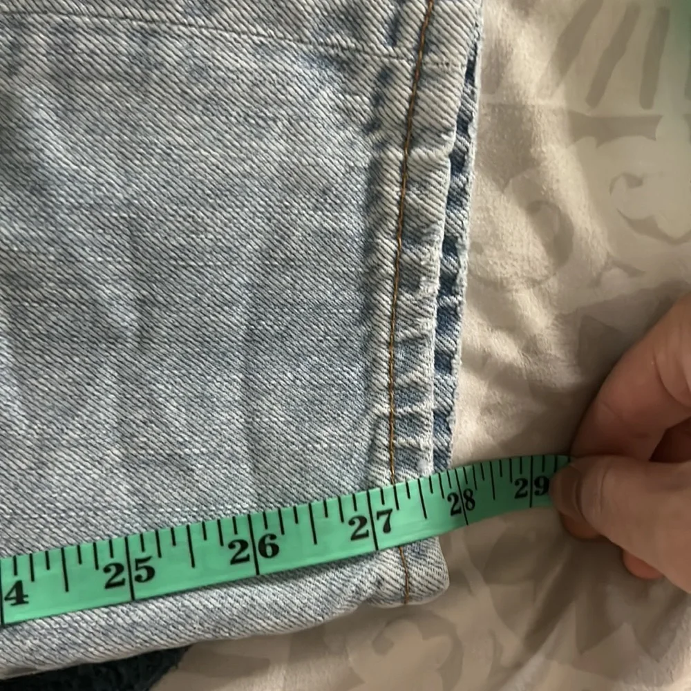 Madewell Perfect Vintage Jeans in Fitzgerald Wash. size 25x28‎